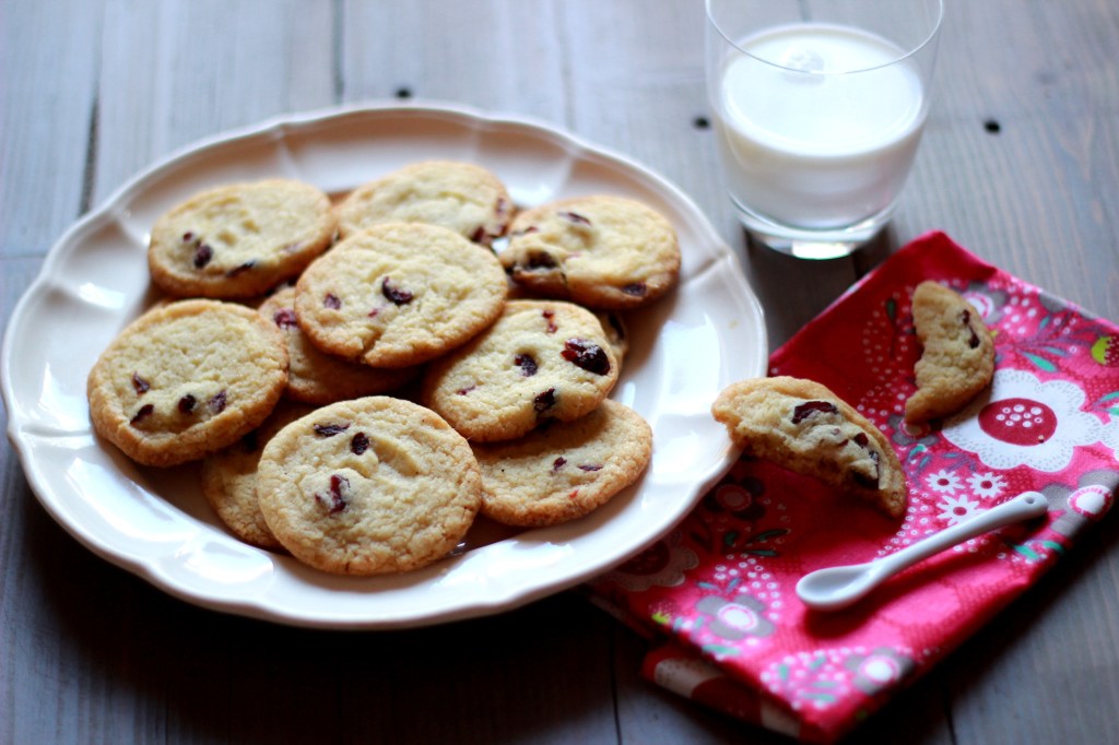 Cookies al cioccolato bianco e mirtilli&nbsp;rossi