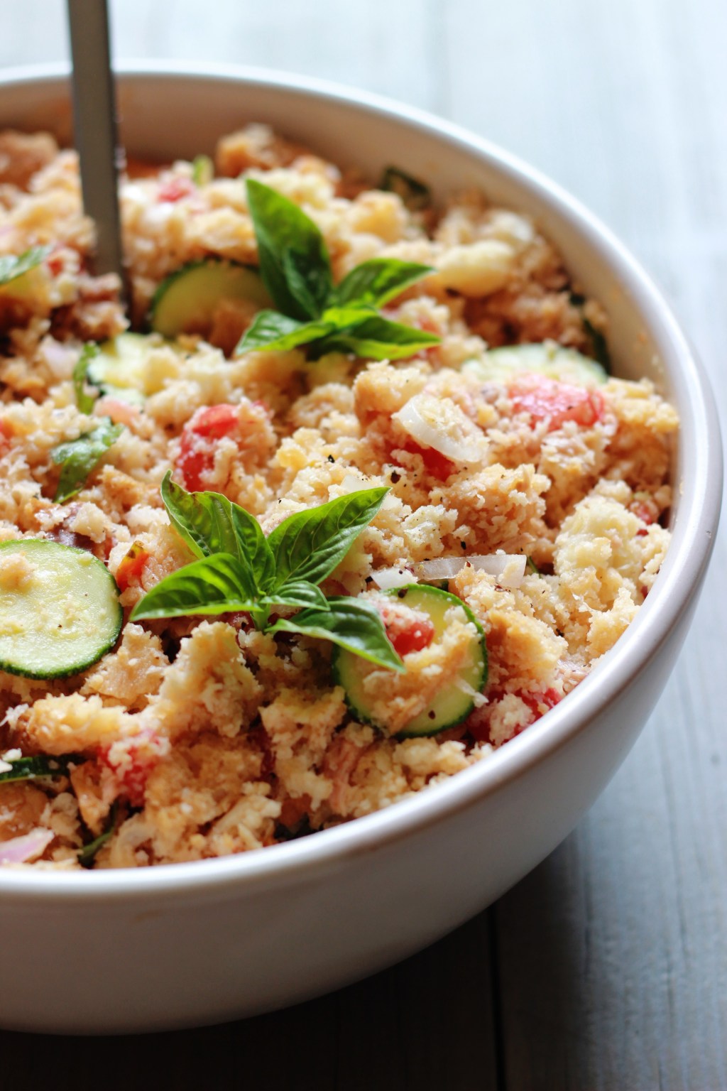 Fino all’ultima briciola. Panzanella con le zucchine di fine&nbsp;estate