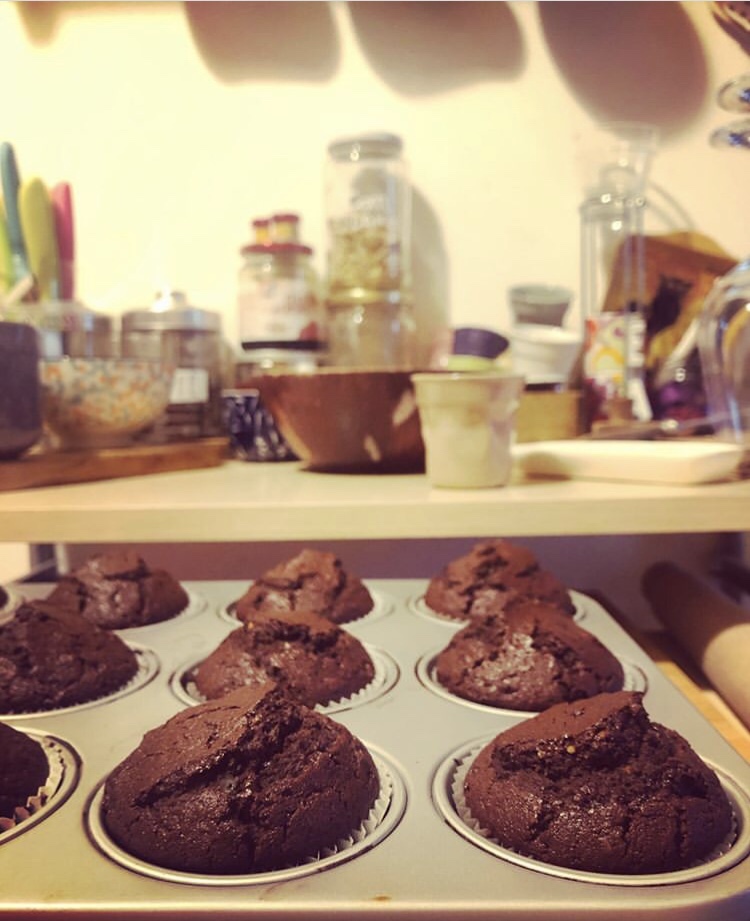 Muffin ai due cioccolati, nocciole e&nbsp;pistacchi